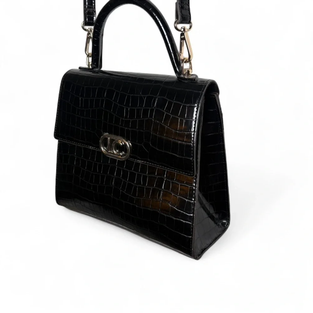 Liz Claiborne Black Croc Embossed Medium Purse w/ Gold Hardware